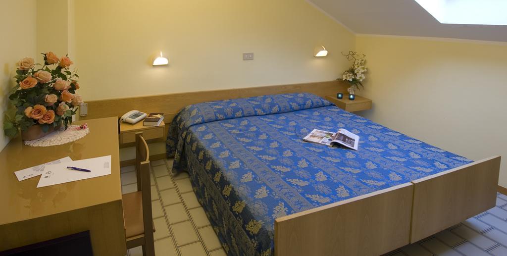 Hotel Nives 리치오네 객실 사진