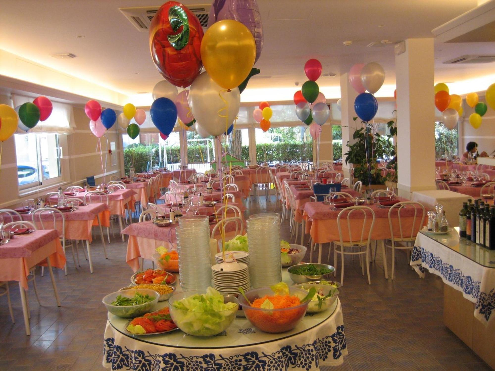 Hotel Nives 리치오네 외부 사진