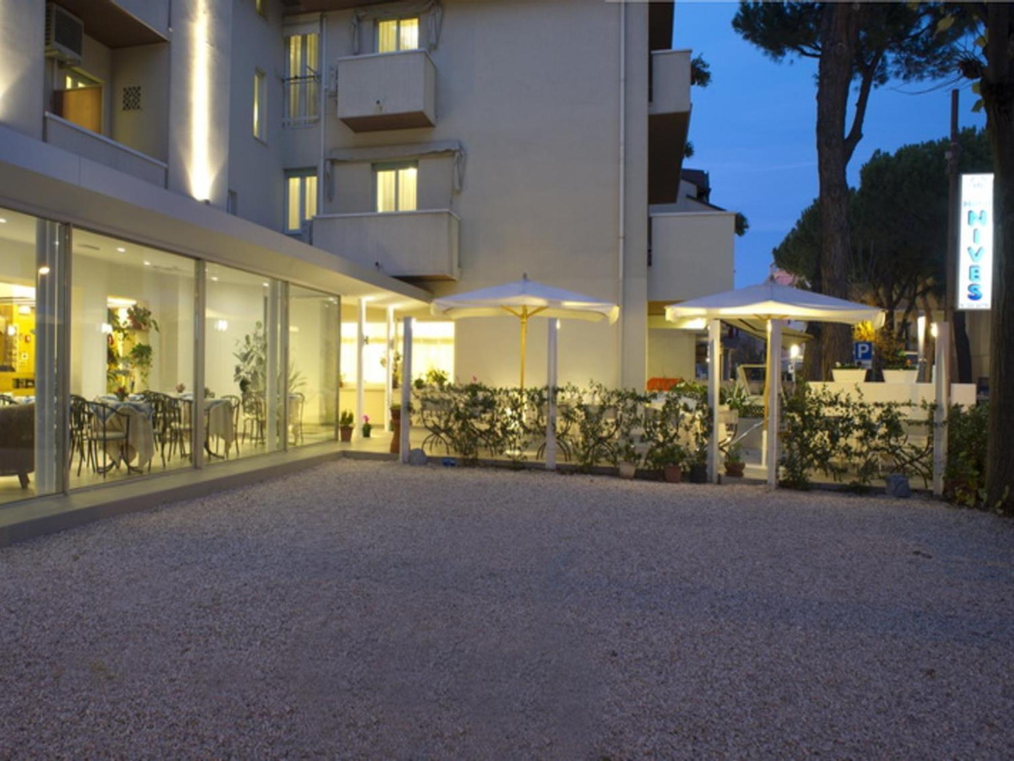 Hotel Nives 리치오네 외부 사진