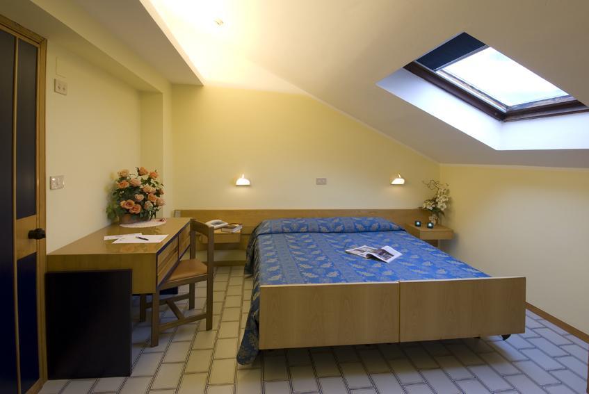 Hotel Nives 리치오네 객실 사진